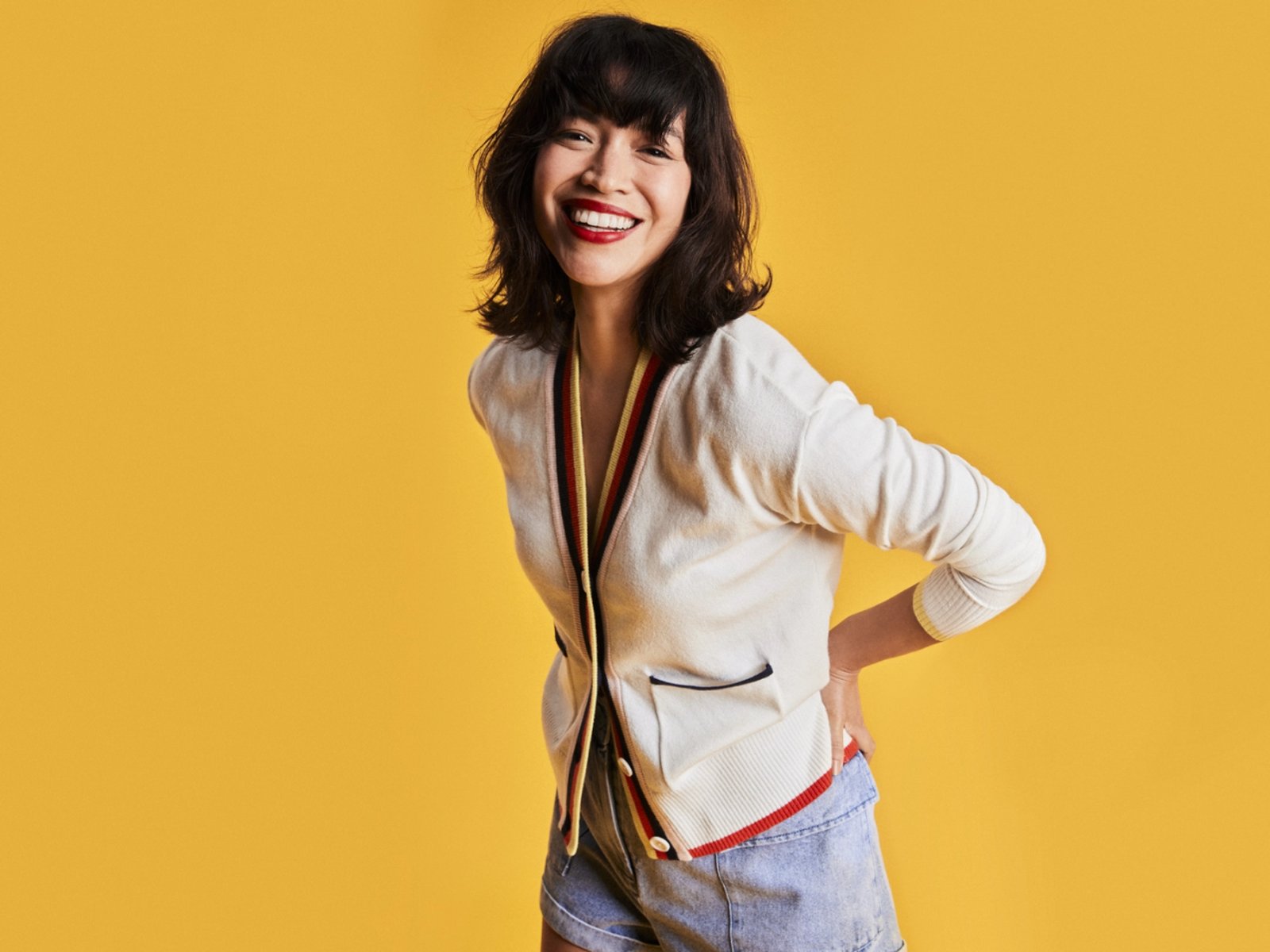 yellow bg
